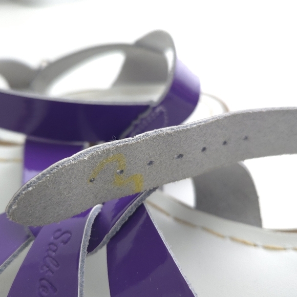 Salt Water Kids Original Sandals size 2 - Picture 14 of 16